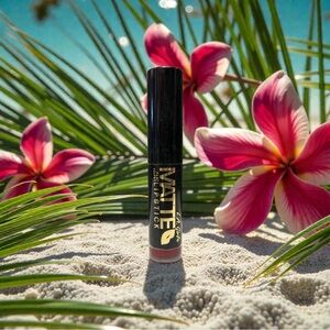 5️⃣LA Girl Matte Flat Velvet Lipstick | Bite Me Or 5 For 25